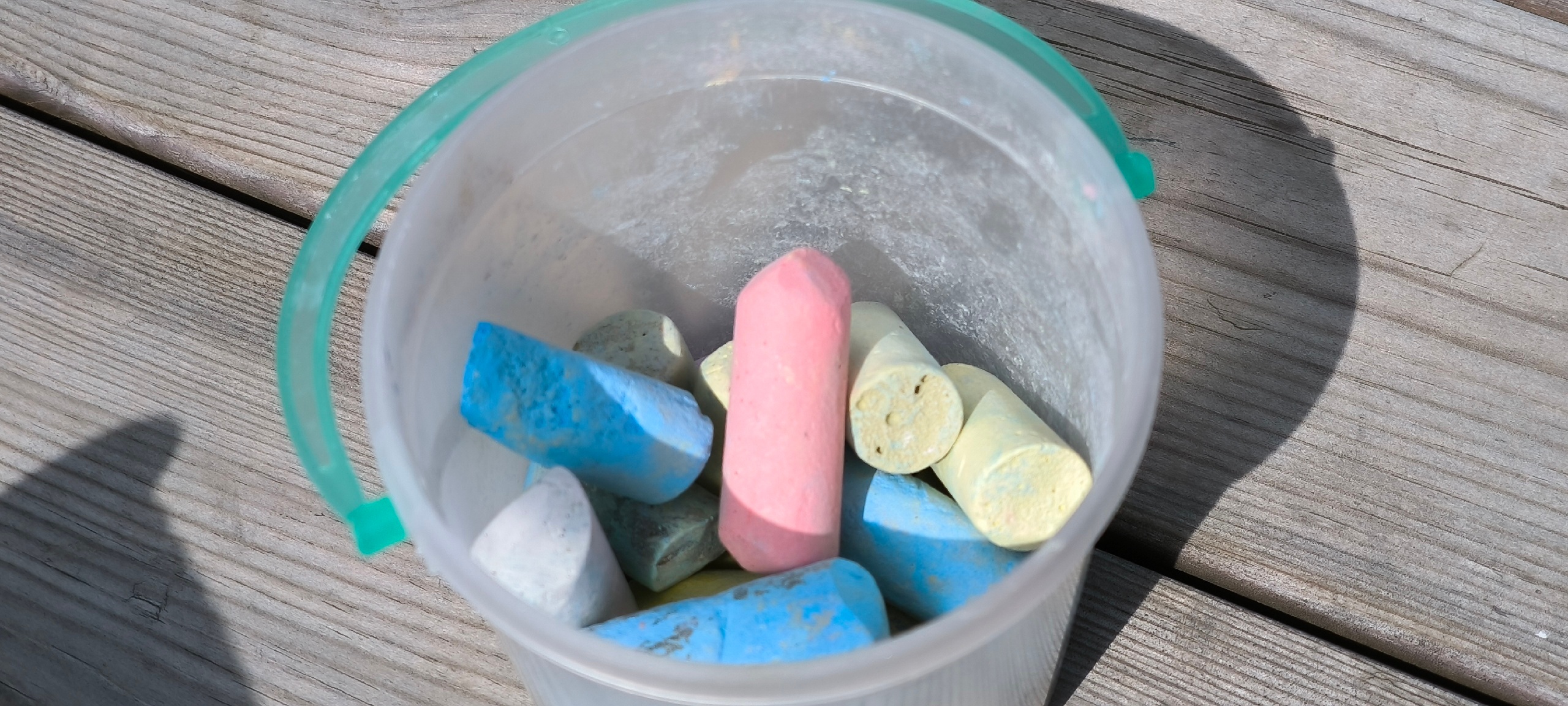 Челябинцев приглашают на "День рисунков на асфальте"