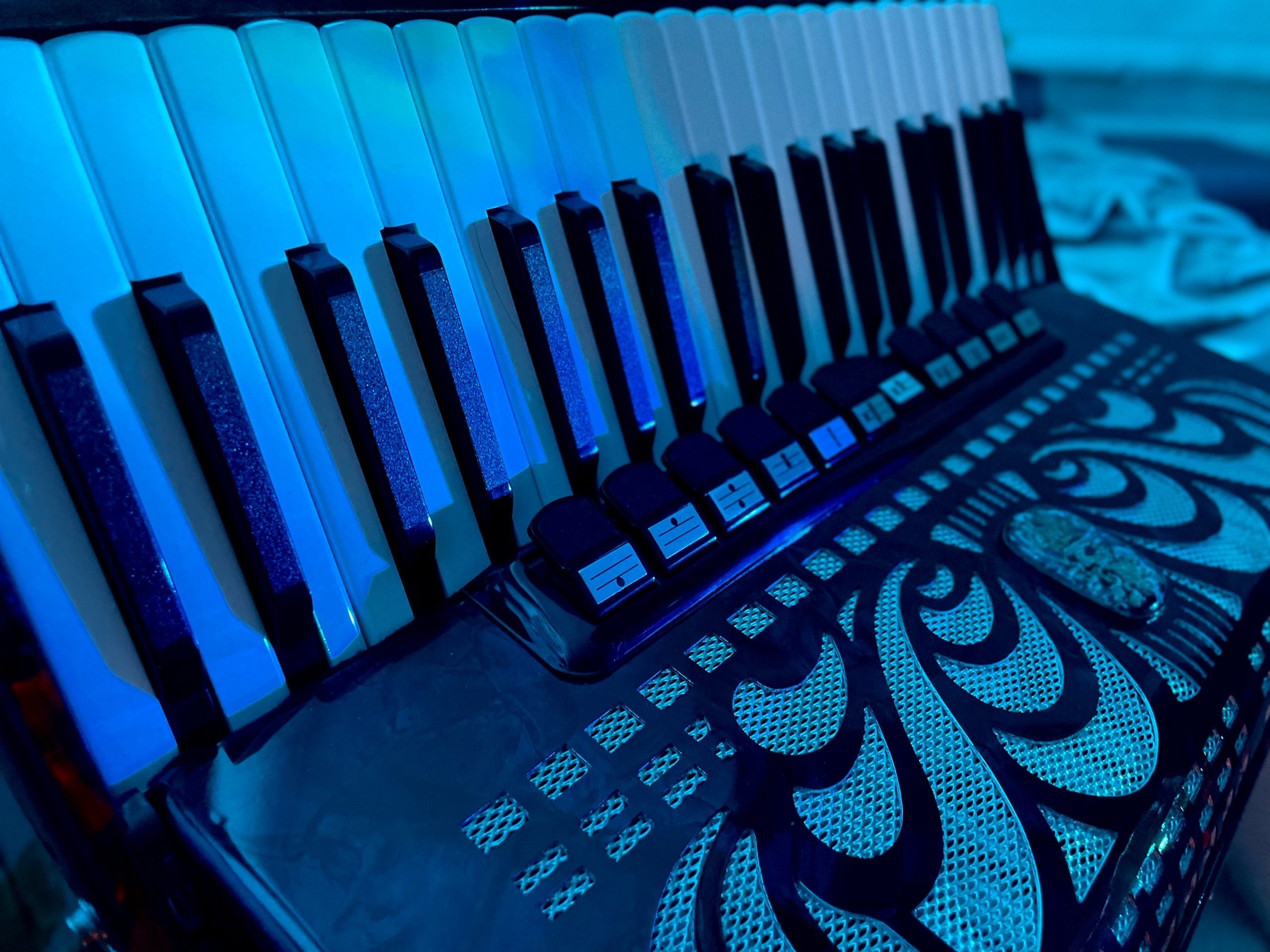 Детская школа искусств №13 Челябинска подарит праздничный концерт ко Дню матери