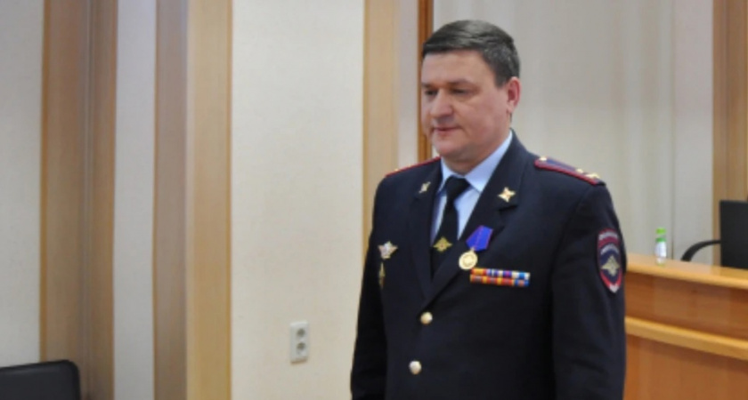 Экс-глава центра «Э» в Челябинске задержан по делу о взятках и «аптечной» наркоторговле