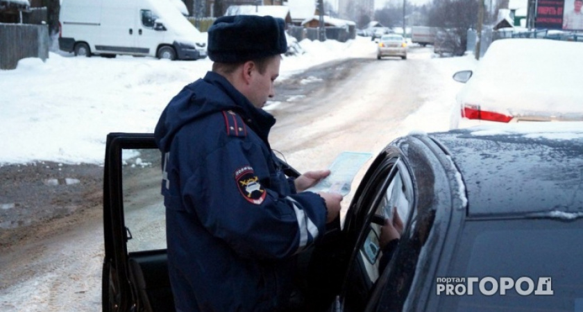 В Челябинской области перекрыли трассу из-за погони за лихачом: что известно о происшествии