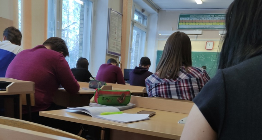 В Челябинской области учитель скрытно снимал учеников для антироссийского фильма