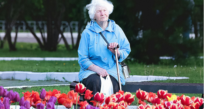 Теперь полностью запрещено. Пенсионеров, доживших до 70 лет, ждут ограничения с 3 мая