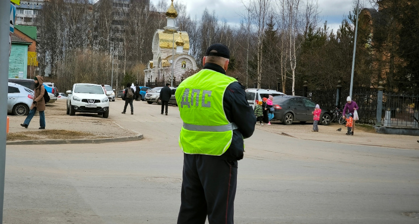 Водителей предупредили о штрафах за возраст машины: с 1 мая ГАИ будут тормозить на дорогах всех, у кого автомобиль старше 10 лет