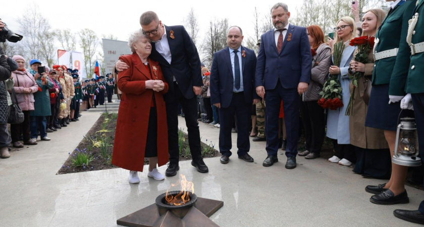 Более тысячи челябинцев приняли участие в патриотической акции "Маршрут Памяти"