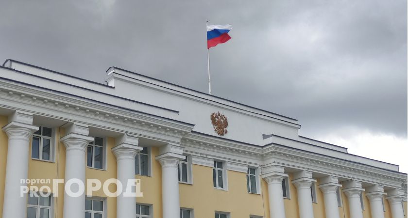 Челябинский парламентарий взялась за "непристойные номера" автомобилей