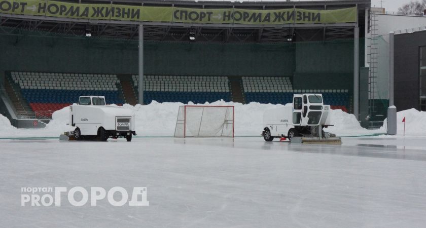 Челябинские спортсмены играют на чемпионате мира по хоккею