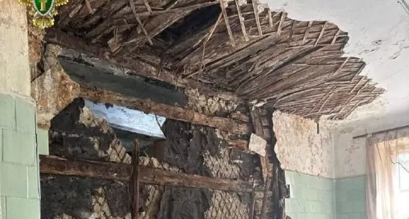 В Челябинске в аварийном доме рухнула стена