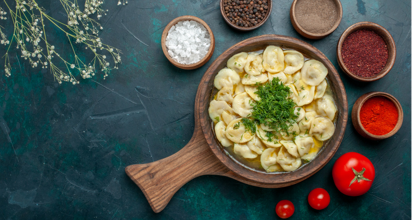 Пельмени получаются вкуснее, чем в грузинском кафе: Готовим их с секретным продуктом — не вода и не молоко — бегите пробовать
