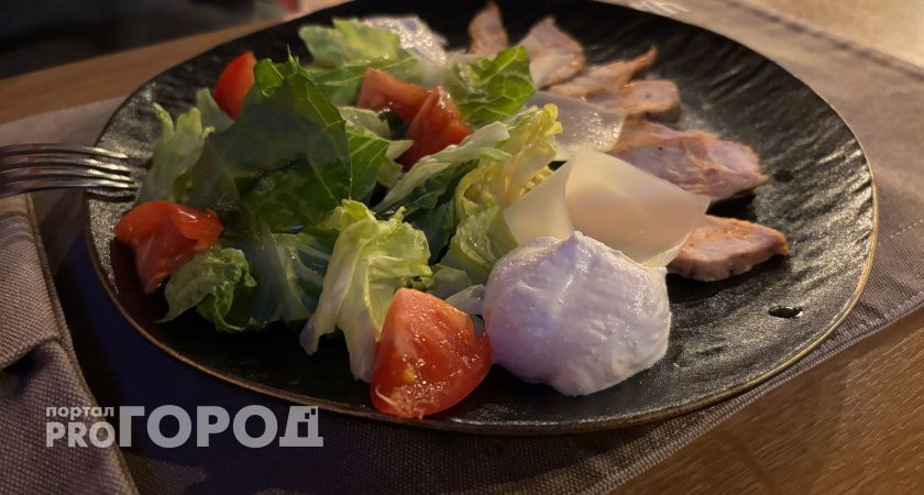 Жители Челябинской области стали реже посещать кафе и рестораны