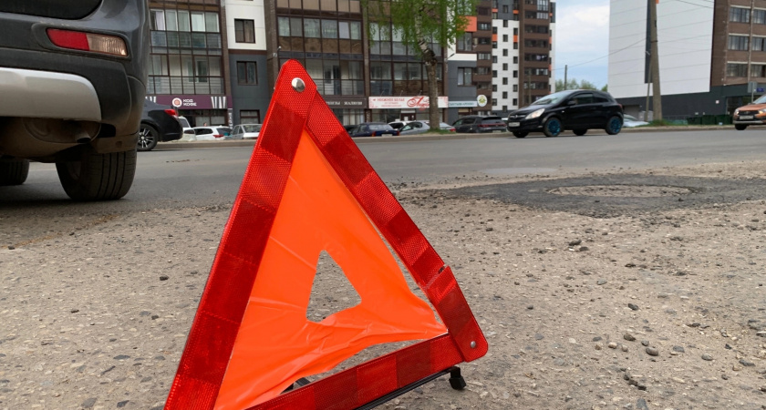 В Челябинске на Копейском шоссе водитель Toyota спровоцировал двойное ДТП