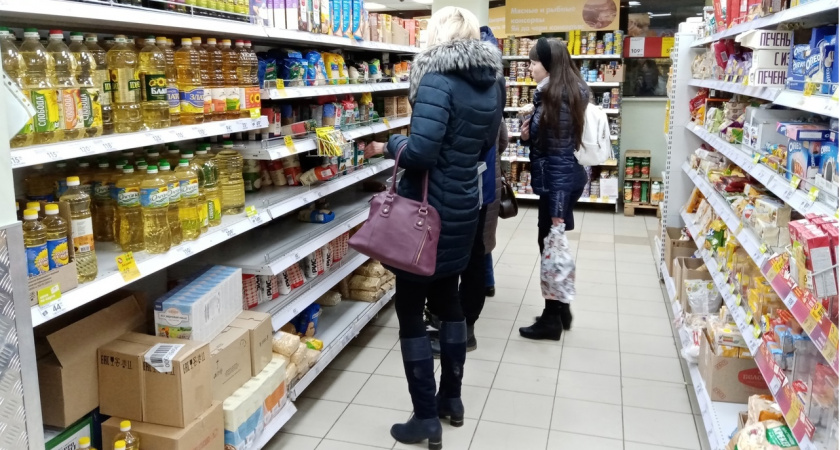 В "Пятерочке" на ценниках появились специальные символы для сотрудников: запомните их - будете неплохо экономить