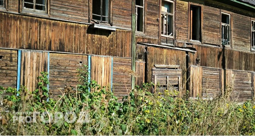 Мэрию Челябинска обязали ускорить расселение аварийного дома на улице Шаумяна