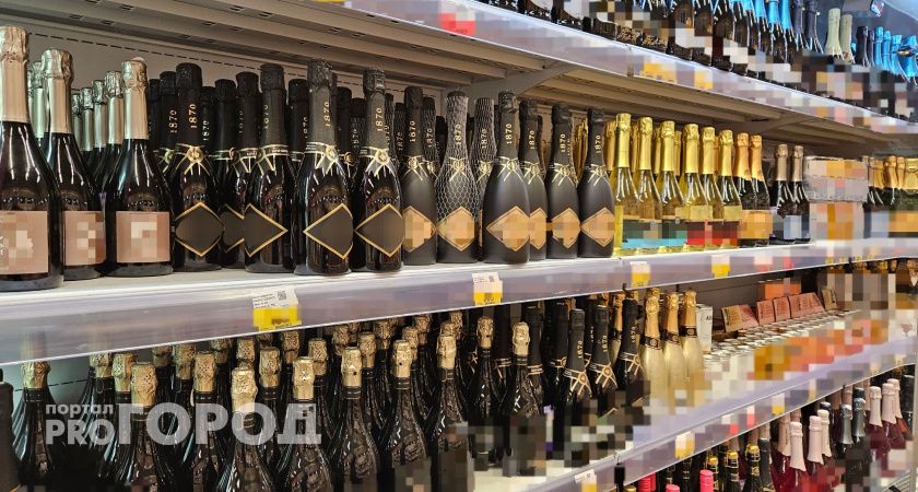 В Челябинской области ограничат продажу алкоголя в "наливайках"