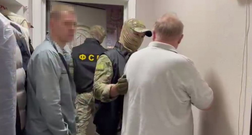 Федеральная служба безопасности проводит обыски у картеля поставщиков школьного питания в Челябинске