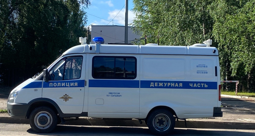 Массовая драка у челябинского бара закончилась госпитализацией