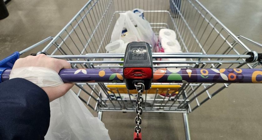 Что мы всегда покупаем в "Красное&Белое", а не в супермаркетах: какие продукты дешевле и ничуть не хуже
