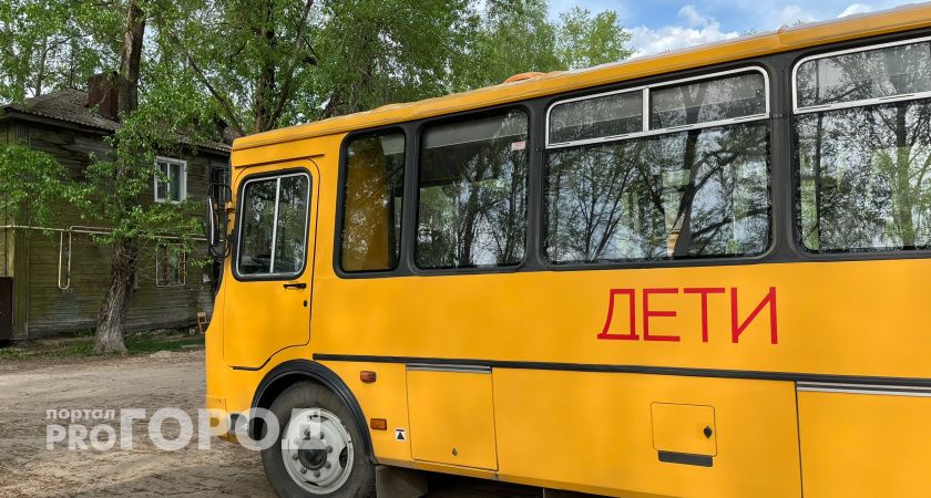 Текслер направил 42 школьных автобуса в отдаленные районы Челябинской области