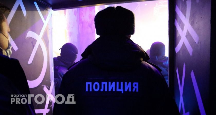 Пьяный посетитель устроил переполох в челябинском ночном клубе, угрожая взрывом
