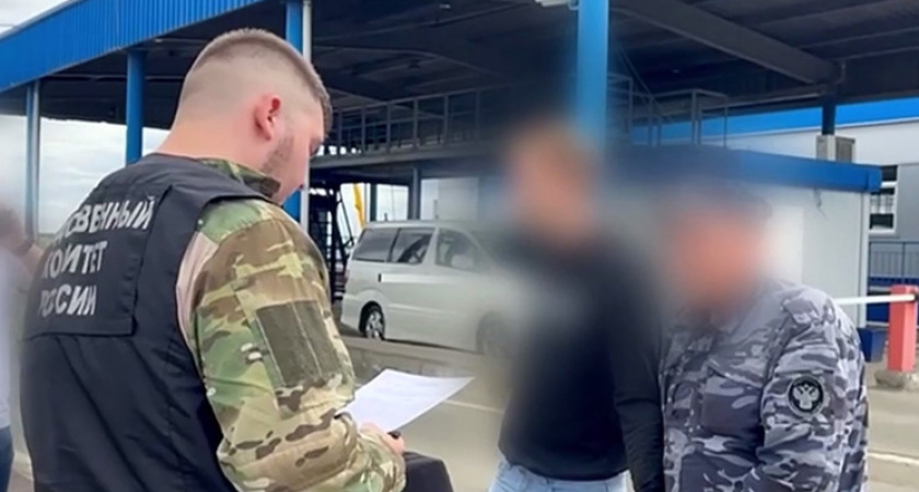 На Южном Урале задержали сотрудника таможни по подозрению в коррупции