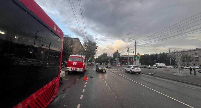В Челябинске несовершеннолетний водитель без прав устроил тройное ДТП с троллейбусом 
