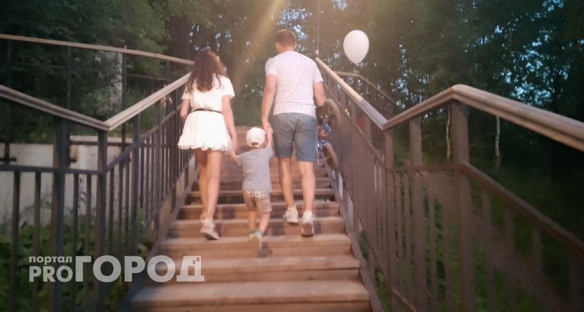 Более 104 тысяч семей Челябинской области получают государственные субсидии