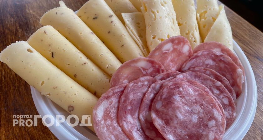 На Южном Урале сожгли сыр из Германии и Прибалтики