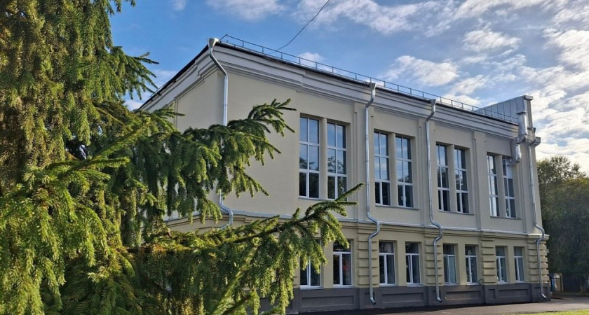В Челябинске реконструируют историческую школу, где формировали танковую бригаду для фронта