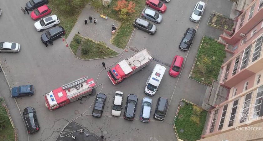 В Челябинске успешно потушили пожар в многоэтажном здании