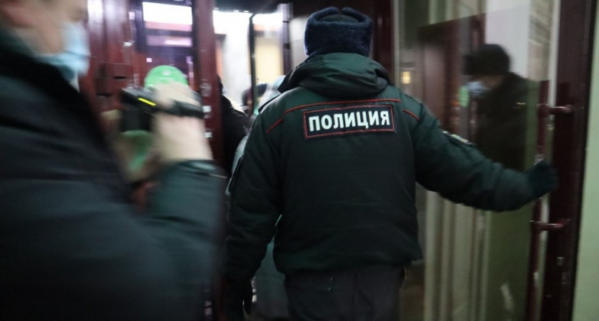 В Челябинской области женщина обокрала квартиру знакомой, воспользовавшись запасными ключами