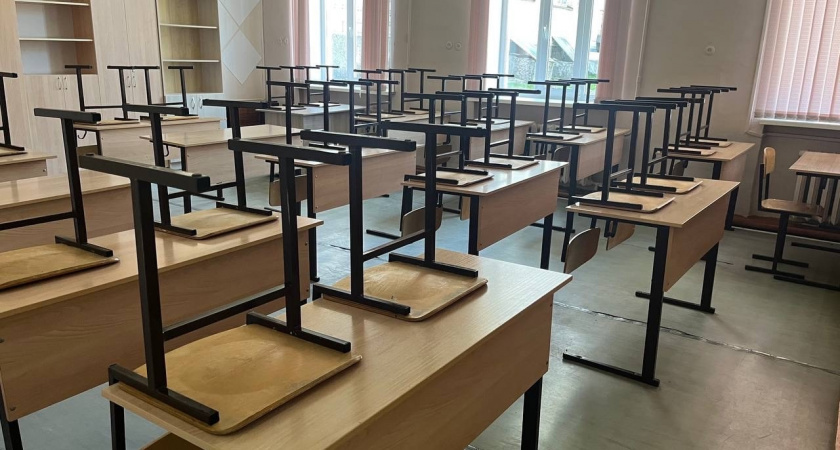 Челябинским школьникам могут сократить летние каникулы