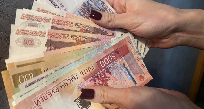 Челябинка получала пособия на несуществующего ребёнка