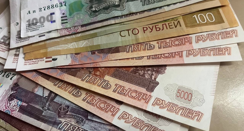 Челябинец продал машину и перевел мошенникам больше трех миллионов из-за сообщения о доставке мебели