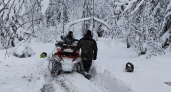 10 часов в снегу: в Челябинской области туристы на вездеходах увязли в заснеженном болоте