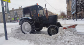 Челябинск очищают от снега: 600 рабочих и более 200 спецмашин борются с непогодой