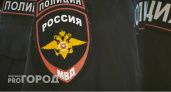 В Челябинске неизвестный кинул петарду в женщину с ребенком