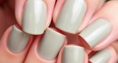 Этот актуальный оттенок маникюра — летняя альтернатива нюду