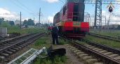 Грузовой вагон сошел с рельсов на станции Кропачево в Челябинской области