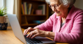 Всем, кто старше 50 лет. Пожилых призвали оформить новую льготу на «Госуслугах»