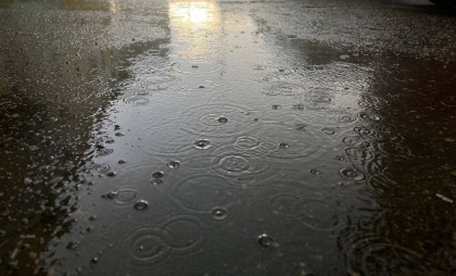 На выходных Челябинскую область накроют дожди, гололед и порывистый ветер 