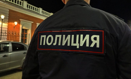 В Челябинске задержали лжетаролога, выманившего у клиентки деньги за снятие порчи